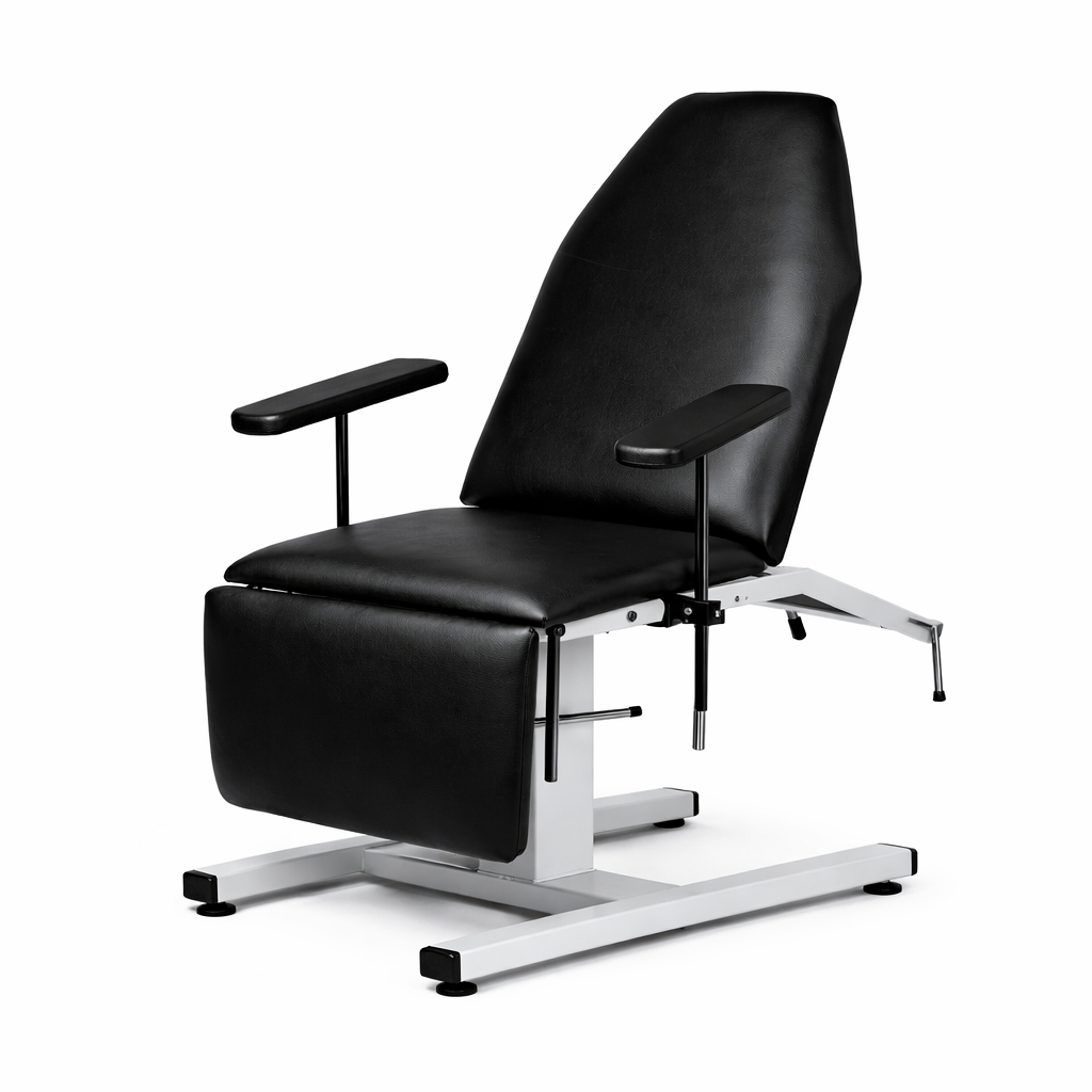 Sillón de tratamientos con estructura de acero cromado